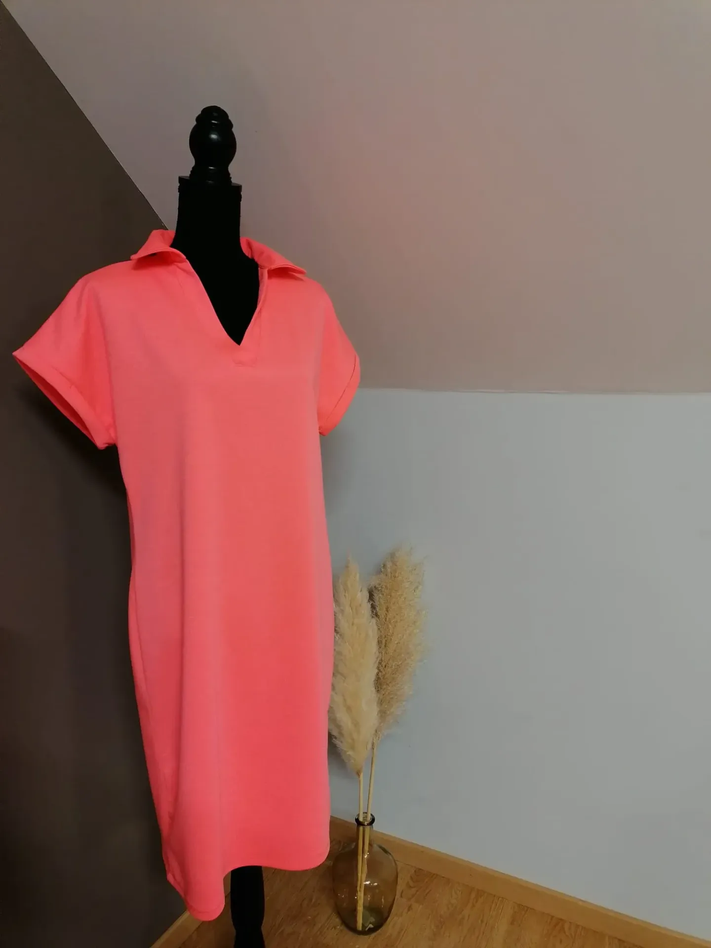 T-shirtjurk met kraagje