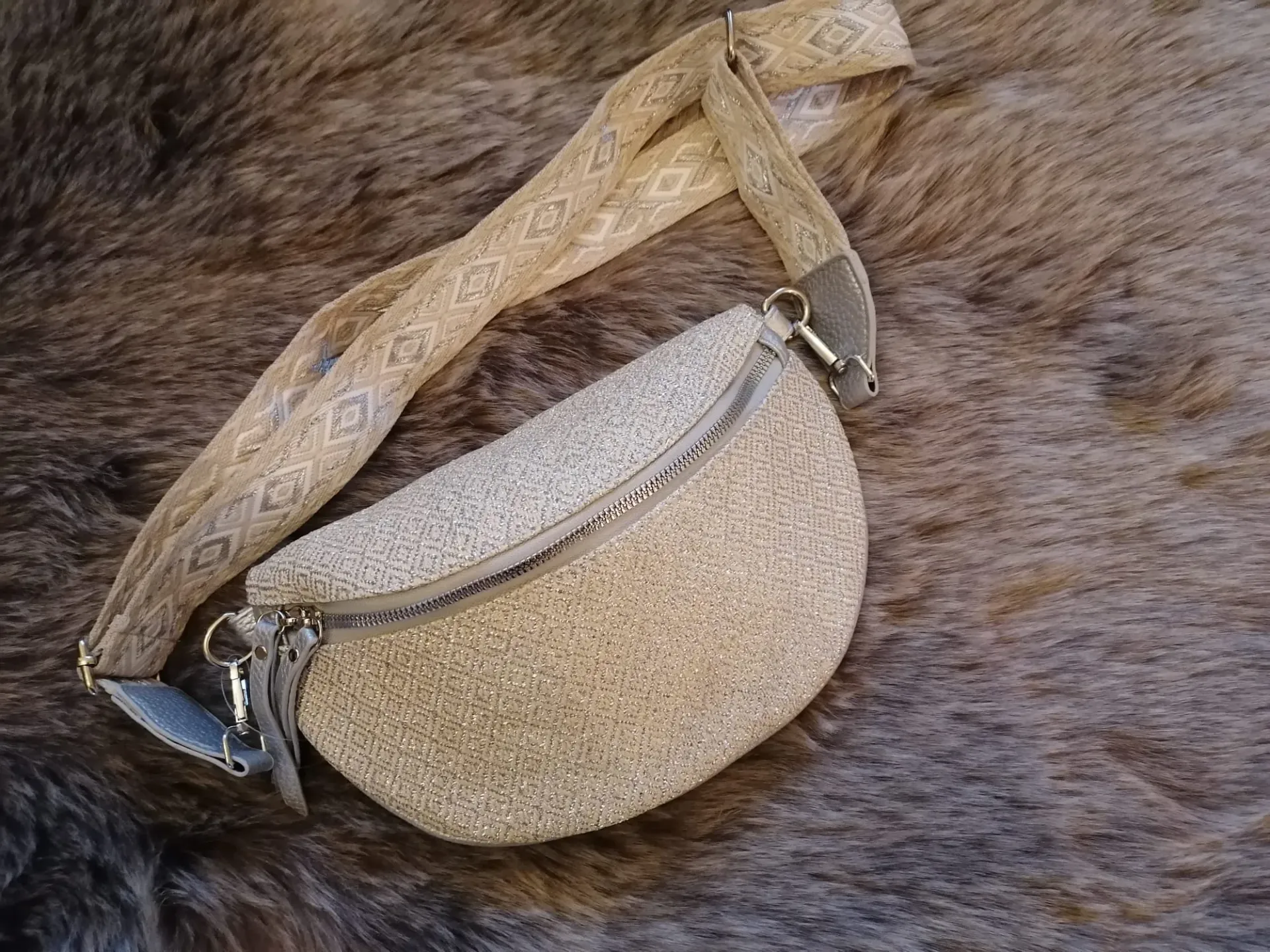 Zilverkleurige crossbody