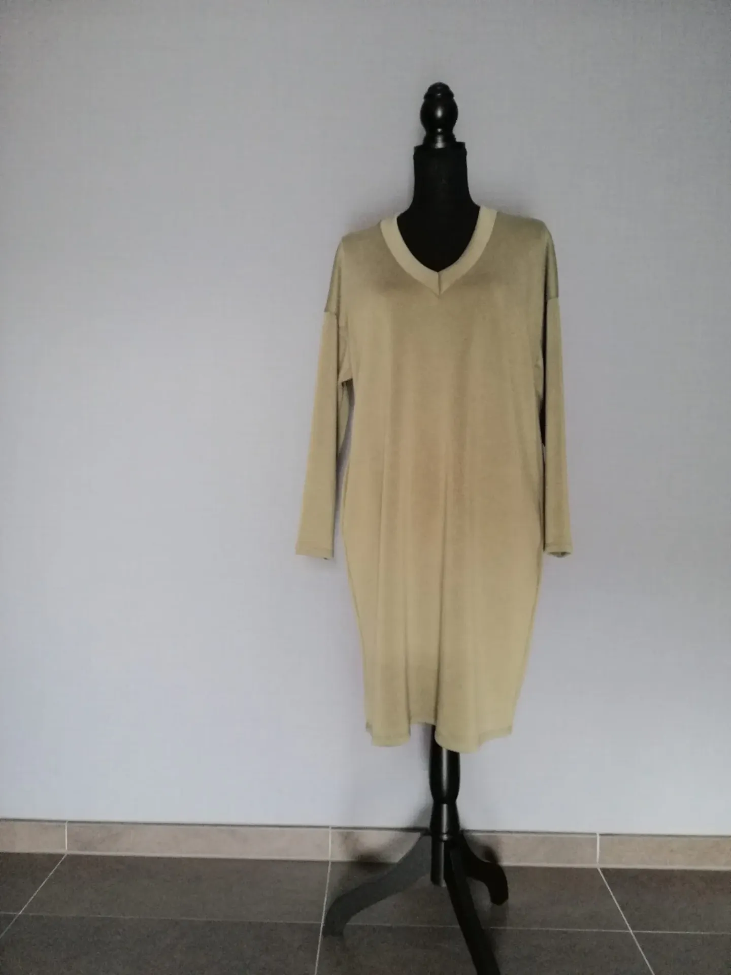 Jurk met V-hals